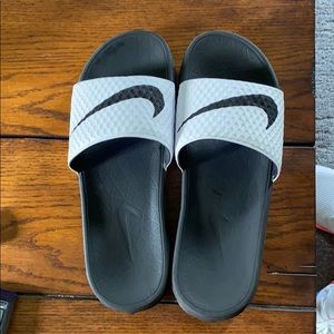Men’s white Nike white slides